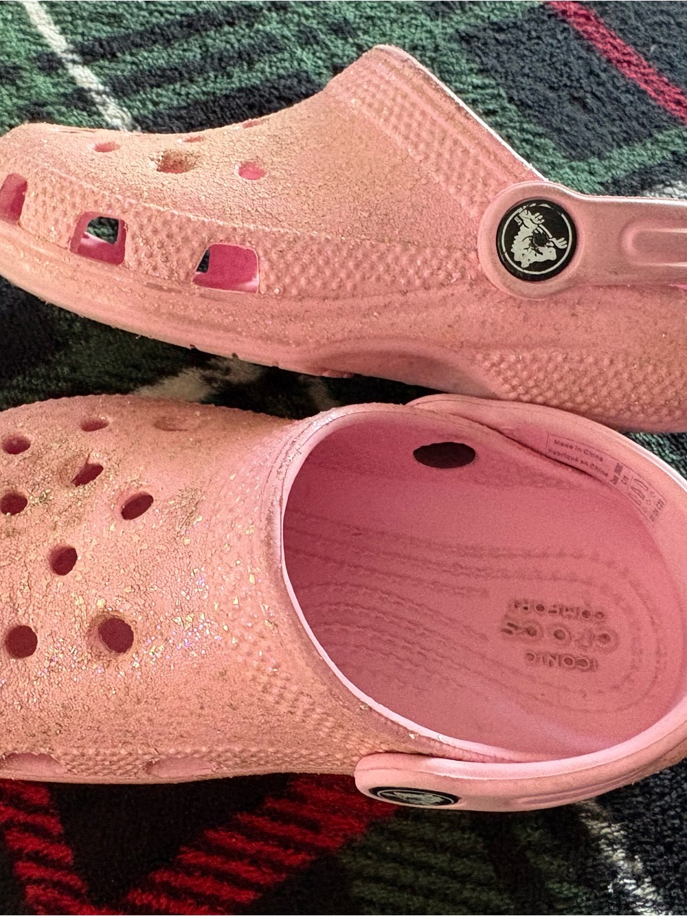 CROCS Pink Glitter Kids Clogs with Heel Strap - Picture 5 of 8